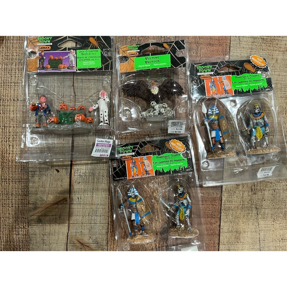Lemax Spooky Town Collection Figure Sets